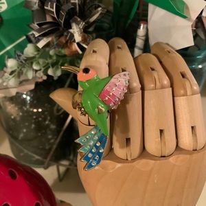 Humming bird Betsey Johnson ring